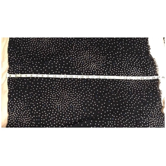 🌺SALE 🌺Juicy Couture Scarf Stars & Embellishment - Picture 4 of 8